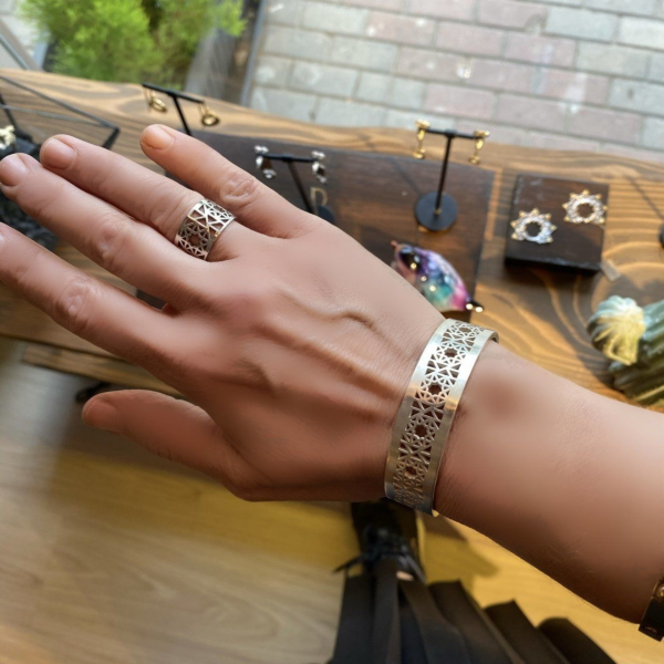 Kaddes Logo Cuff
