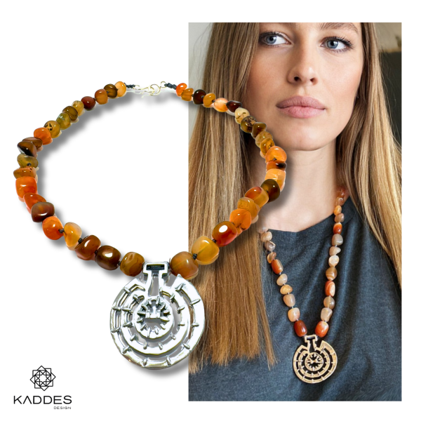 Akik Taşlı Gümüş Göbeklitepe Kolye