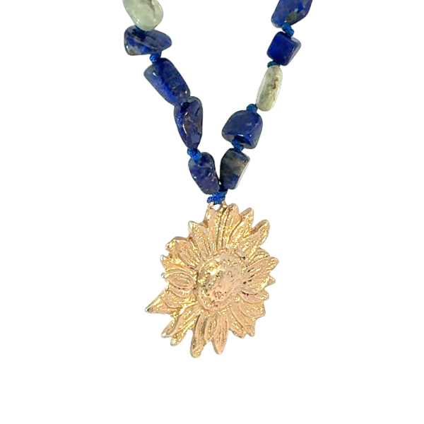 Lapis Lazuli ve Prehnit Doğal Taşlı Bronz Papatya Kolye