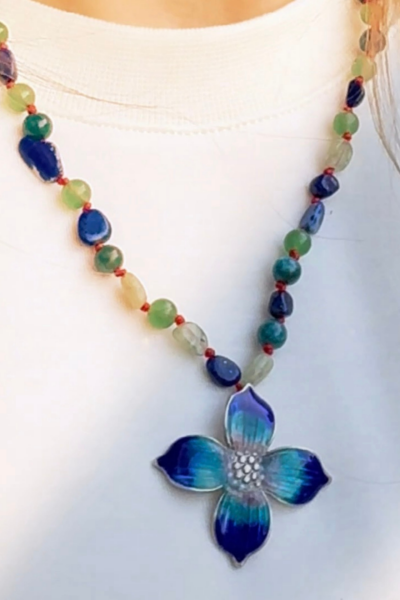 Menekşe Kolye – Mineli | Lapis Lazuli, Prehnit ve Apatit Doğal Taşlı 925 Ayar Gümüş